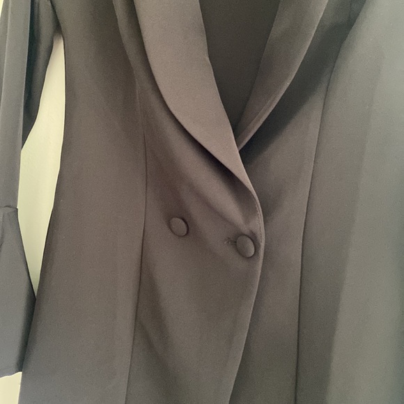 NBD blazer with flair sleeves - Picture 4 of 7